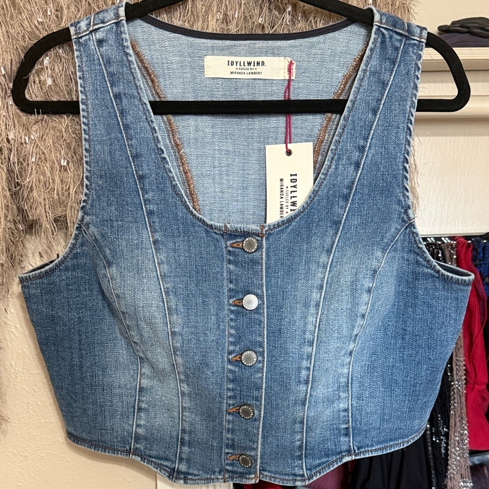 Idyllwind Women's Blue Denim Button-Up Vest - Brand New With Tags